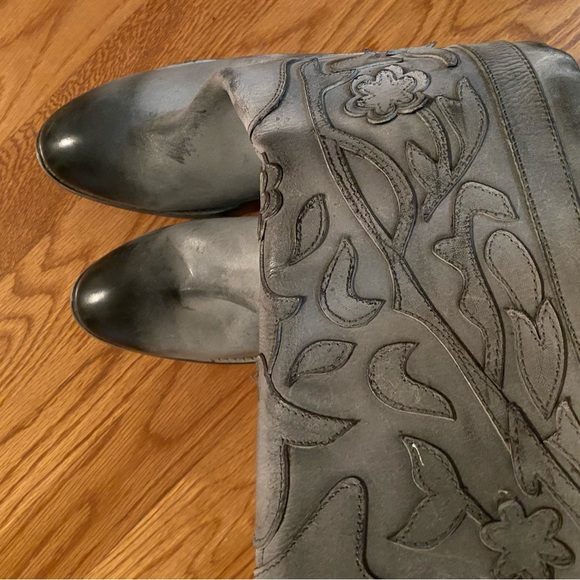 Roan | Ellia Boots - Picture 2 of 4